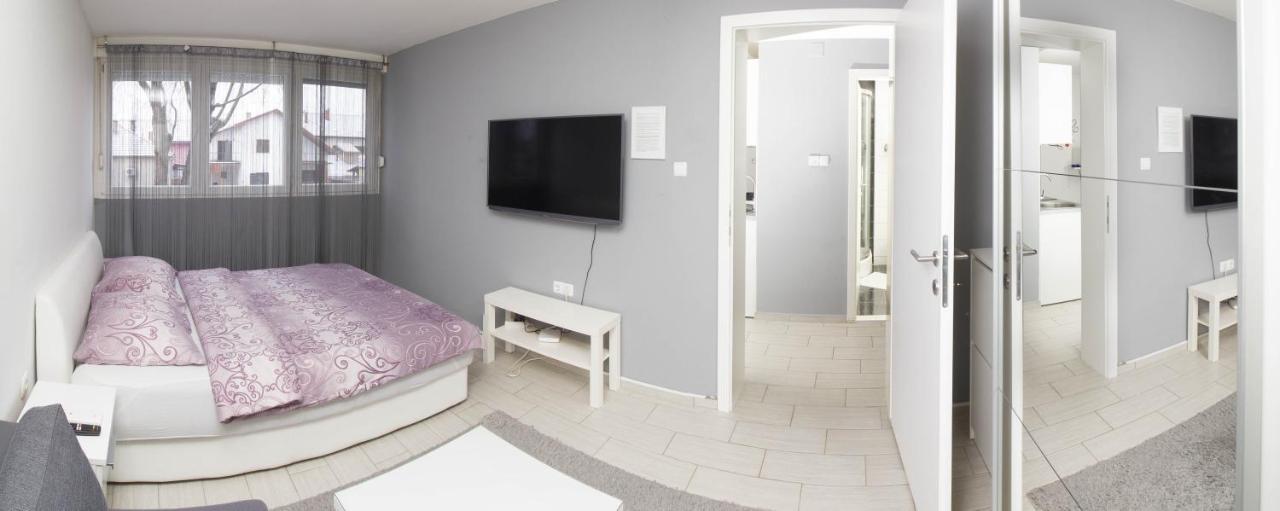 Apartment Sven Vinkovci Esterno foto