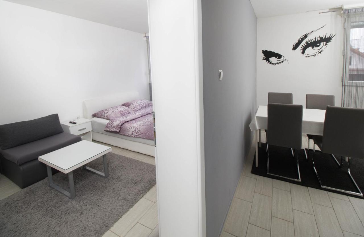 Apartment Sven Vinkovci Esterno foto